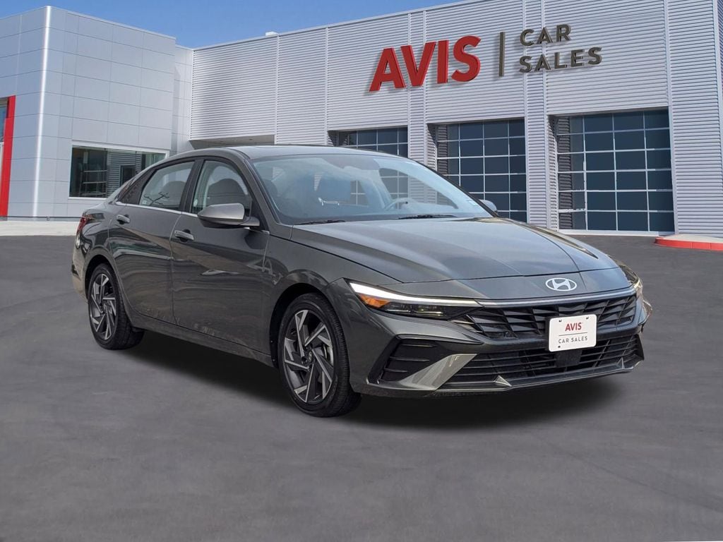 Thumbnail: 2025 Hyundai Elantra - 9