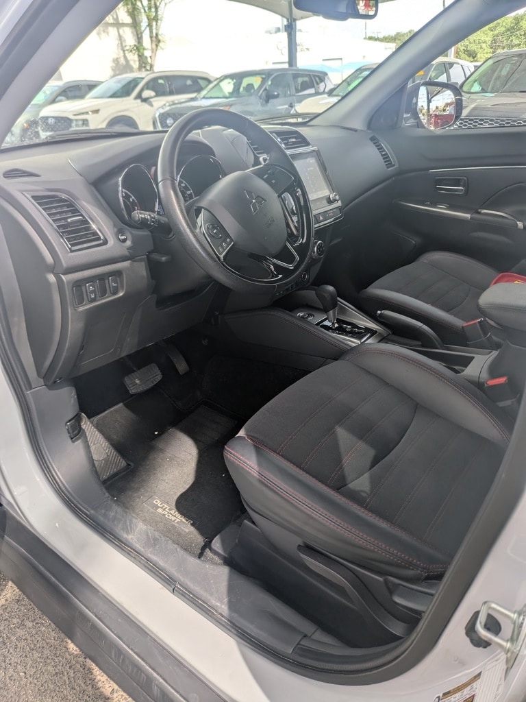 Thumbnail: 2024 Mitsubishi Outlander Sport - 4
