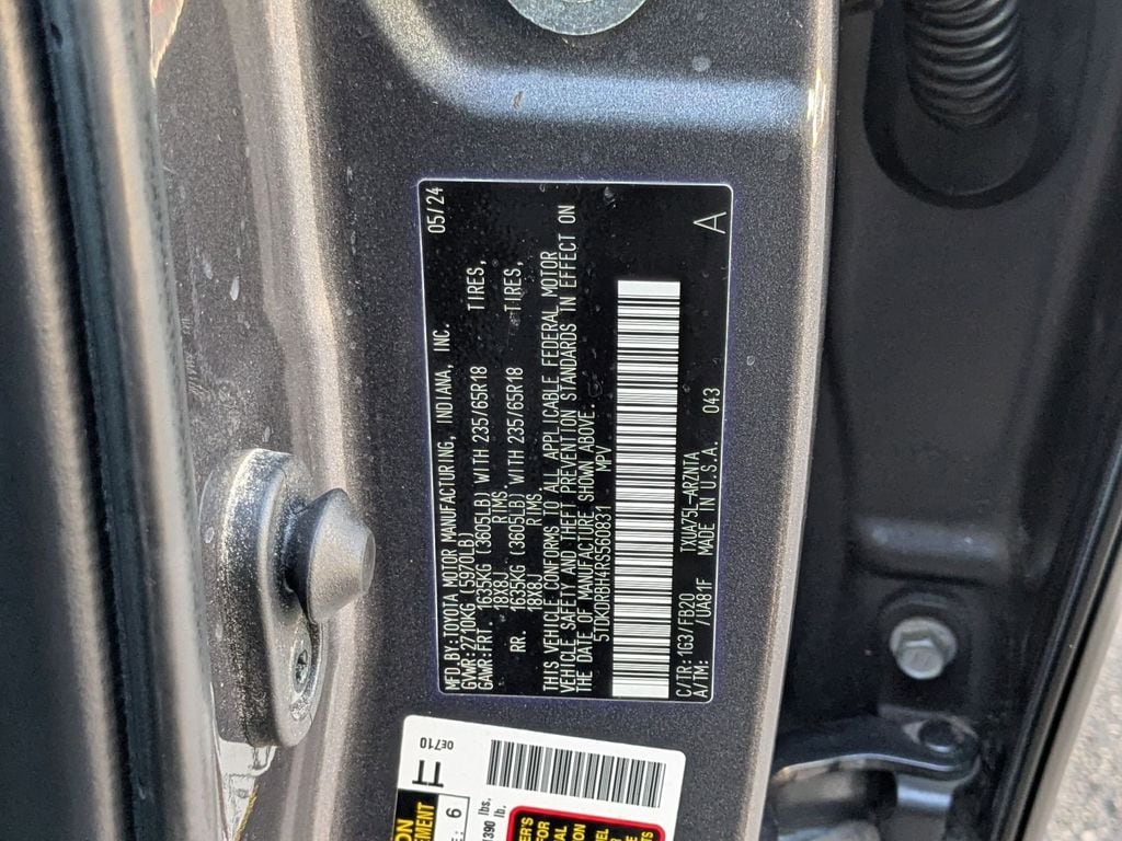 Thumbnail: 2024 Toyota Highlander - 30