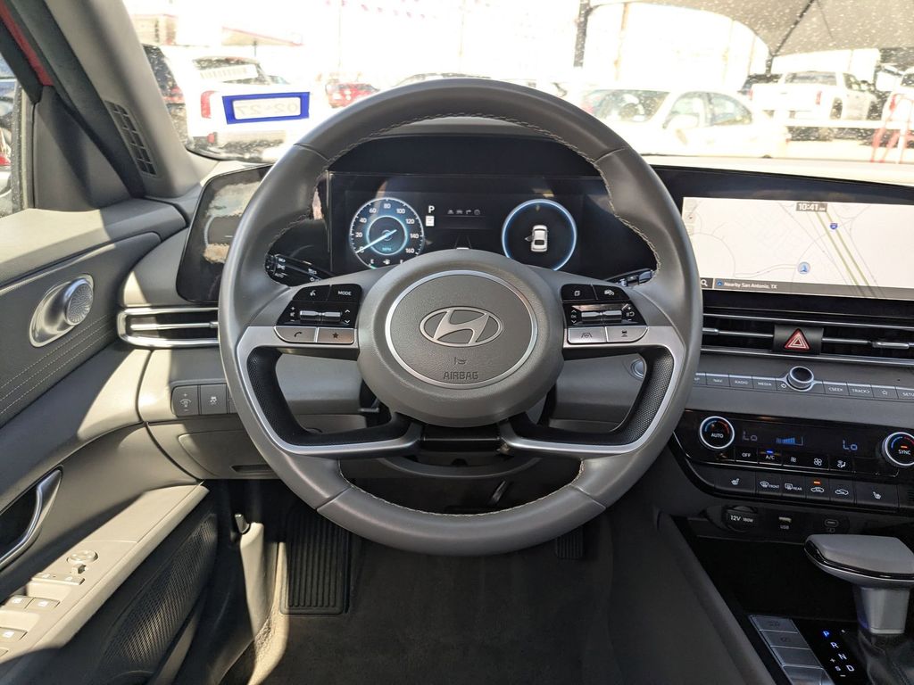 Thumbnail: 2025 Hyundai Elantra - 29