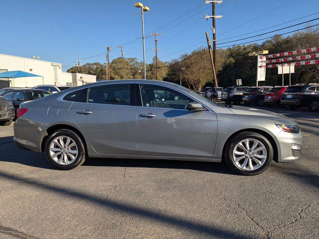 Thumbnail: 2024 Chevrolet Malibu - 7
