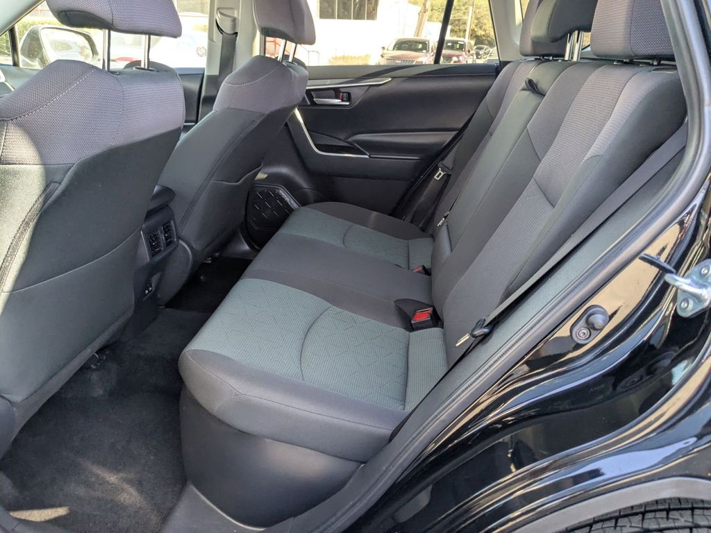 Thumbnail: 2025 Toyota RAV4 - 24