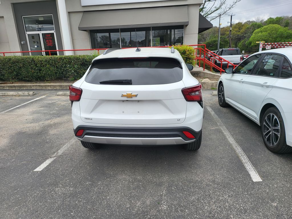 Thumbnail: 2025 Chevrolet Trax - 13