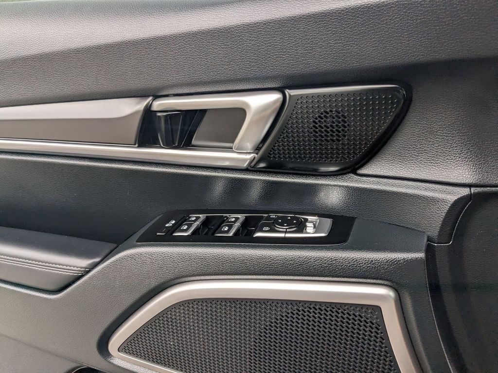 Thumbnail: 2025 Kia Telluride - 16