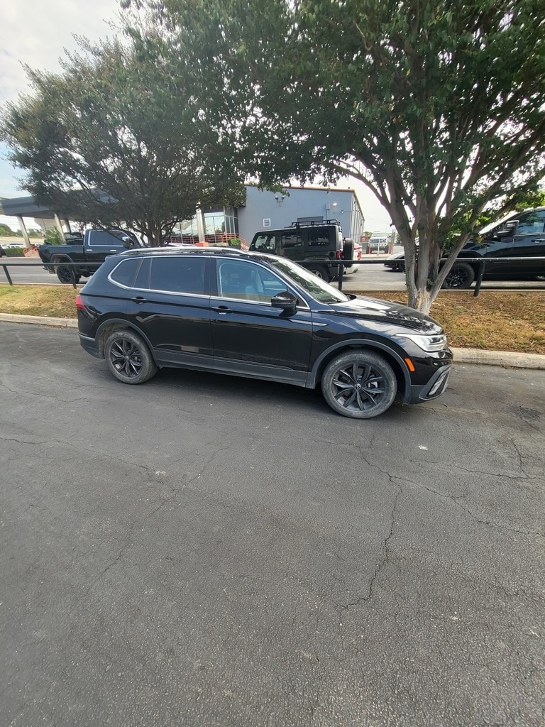 Thumbnail: 2024 Volkswagen Tiguan - 5