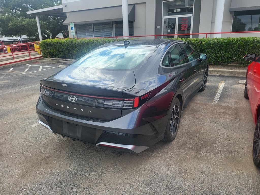 Thumbnail: 2025 Hyundai Sonata - 8
