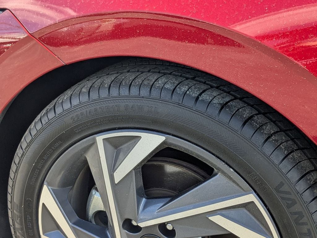 Thumbnail: 2025 Hyundai Elantra - 33