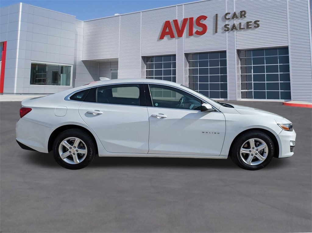 Used 2024 Chevrolet Malibu For Sale at AVIS Car Sales VIN 1G1ZD5ST7RF115942