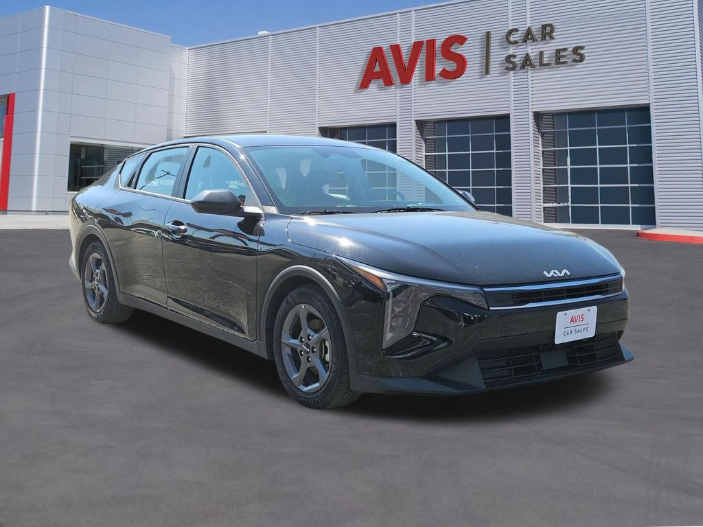 Thumbnail: 2025 Kia K4 - 9