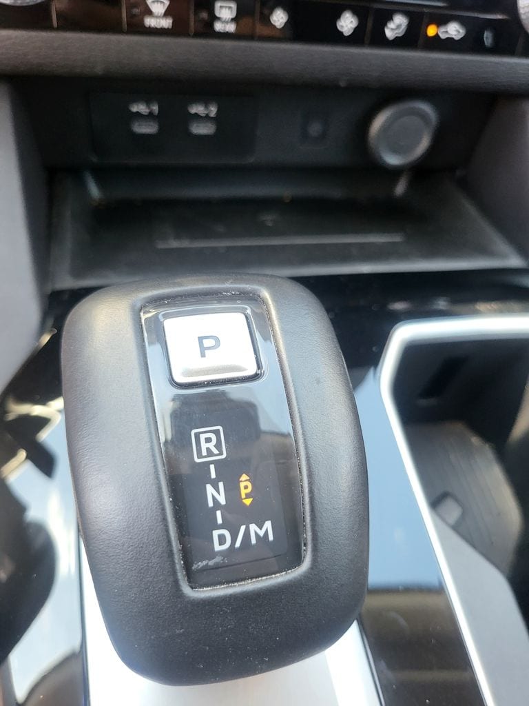 Thumbnail: 2025 Mitsubishi Outlander - 9