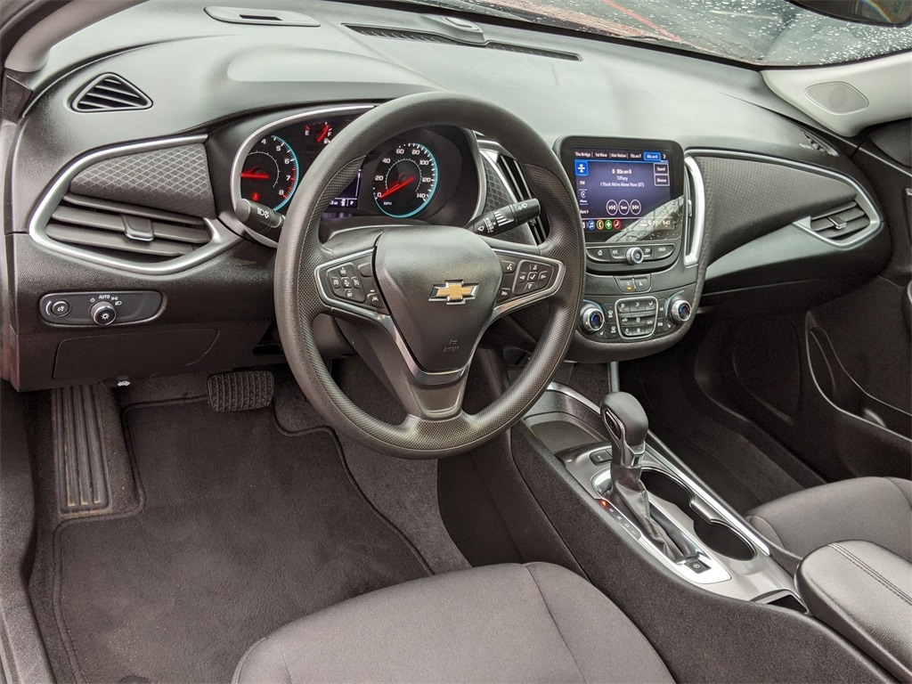 2024 Chevrolet Malibu LT 13