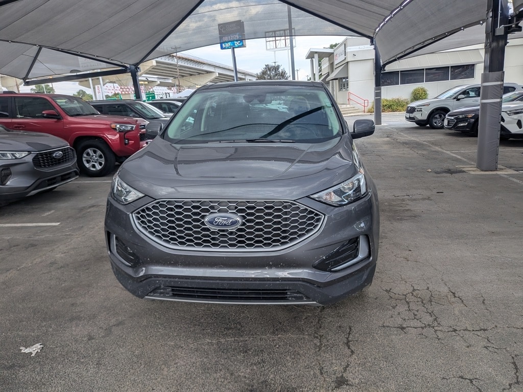 Thumbnail: 2024 Ford Edge - 2