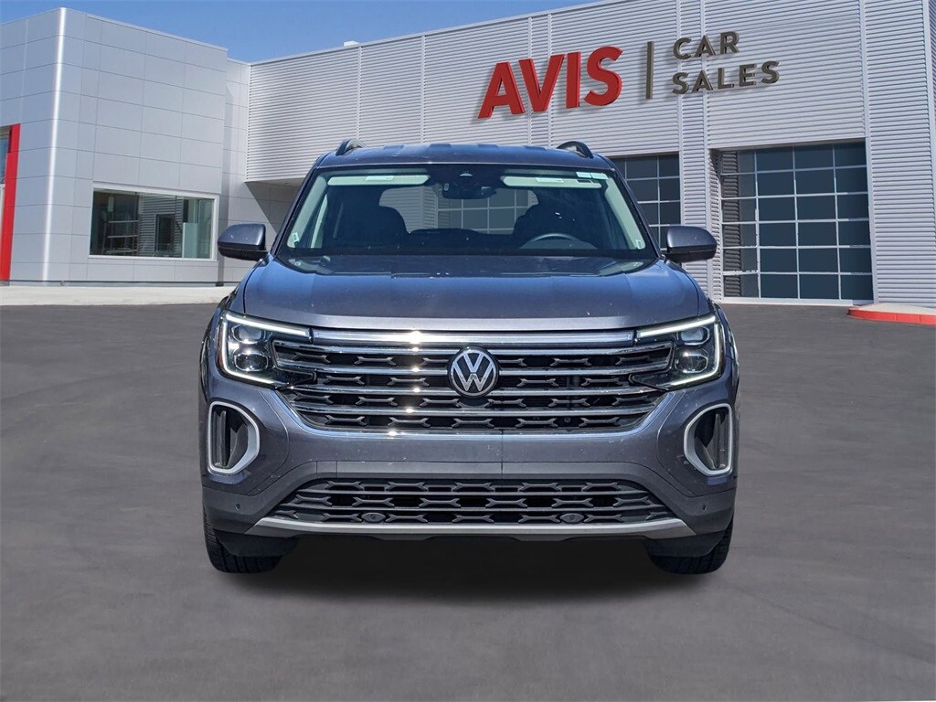 2024 Volkswagen Atlas SE Technology photo 2