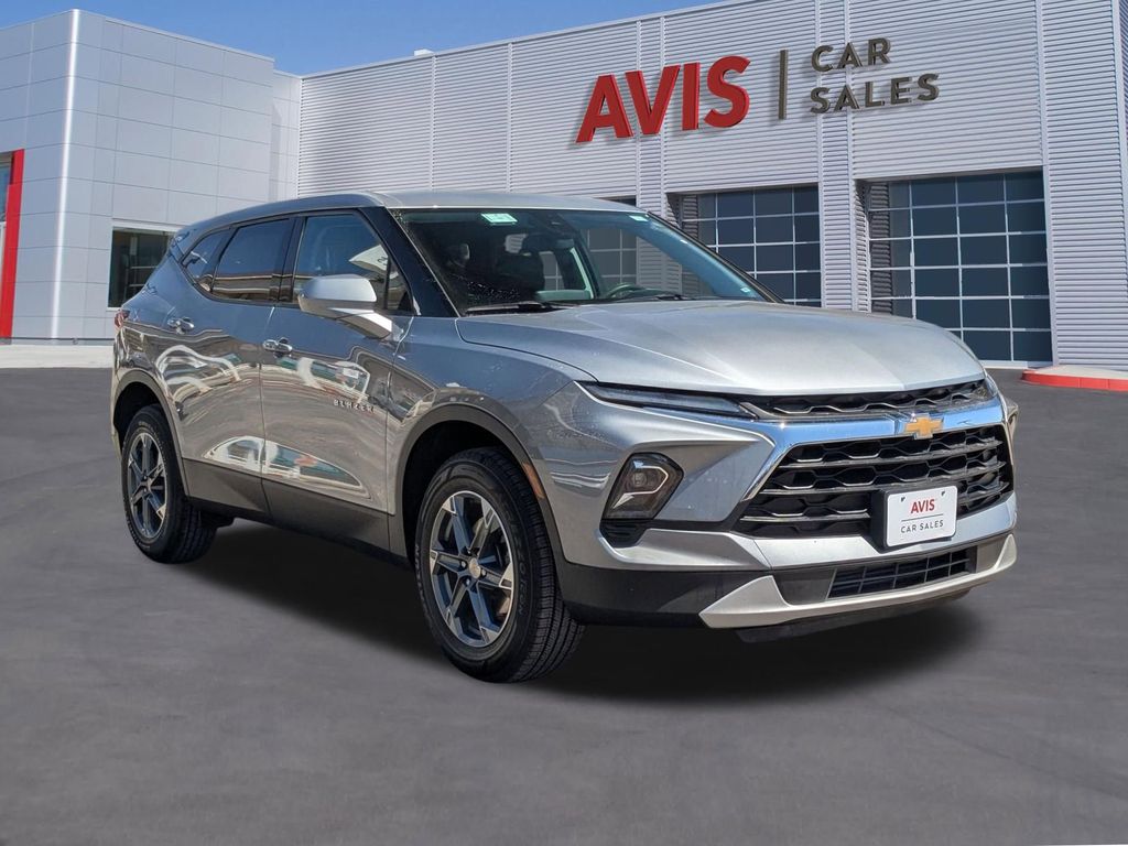 Thumbnail: 2025 Chevrolet Blazer - 9
