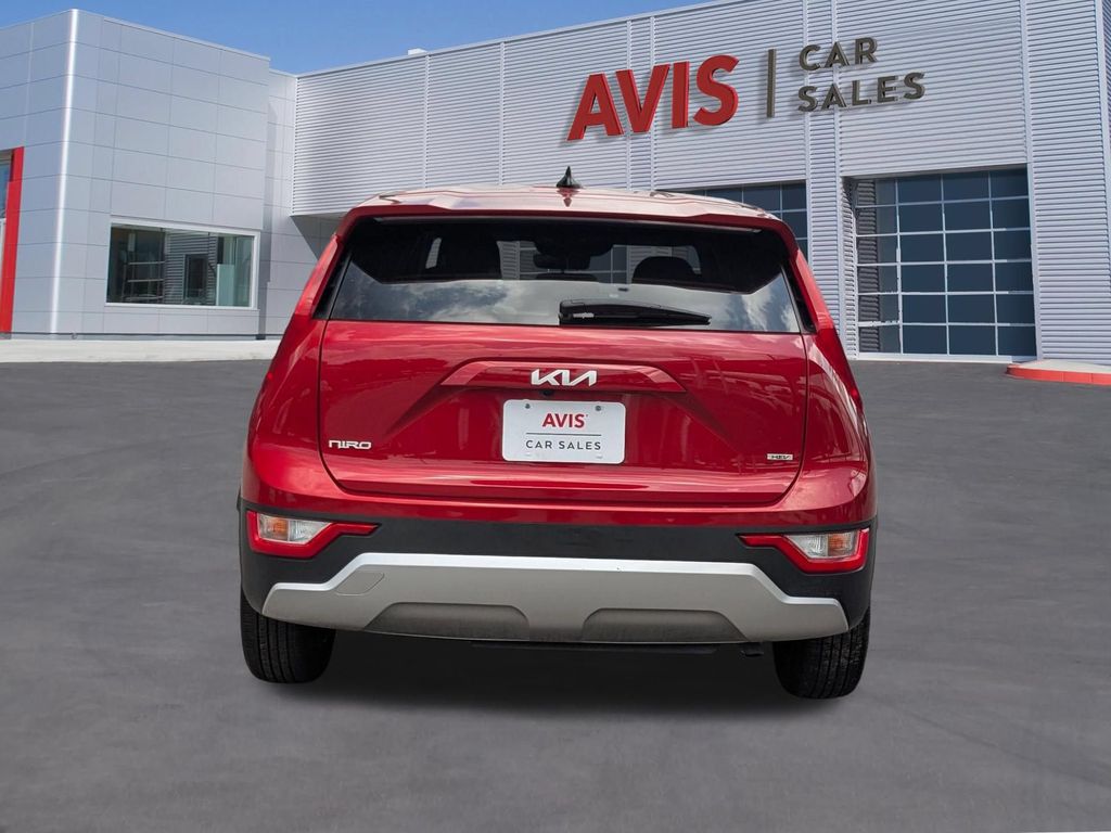 Thumbnail: 2025 Kia Niro - 5