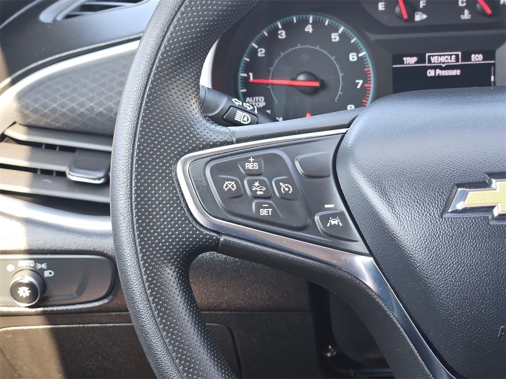 Thumbnail: 2023 Chevrolet Malibu - 23