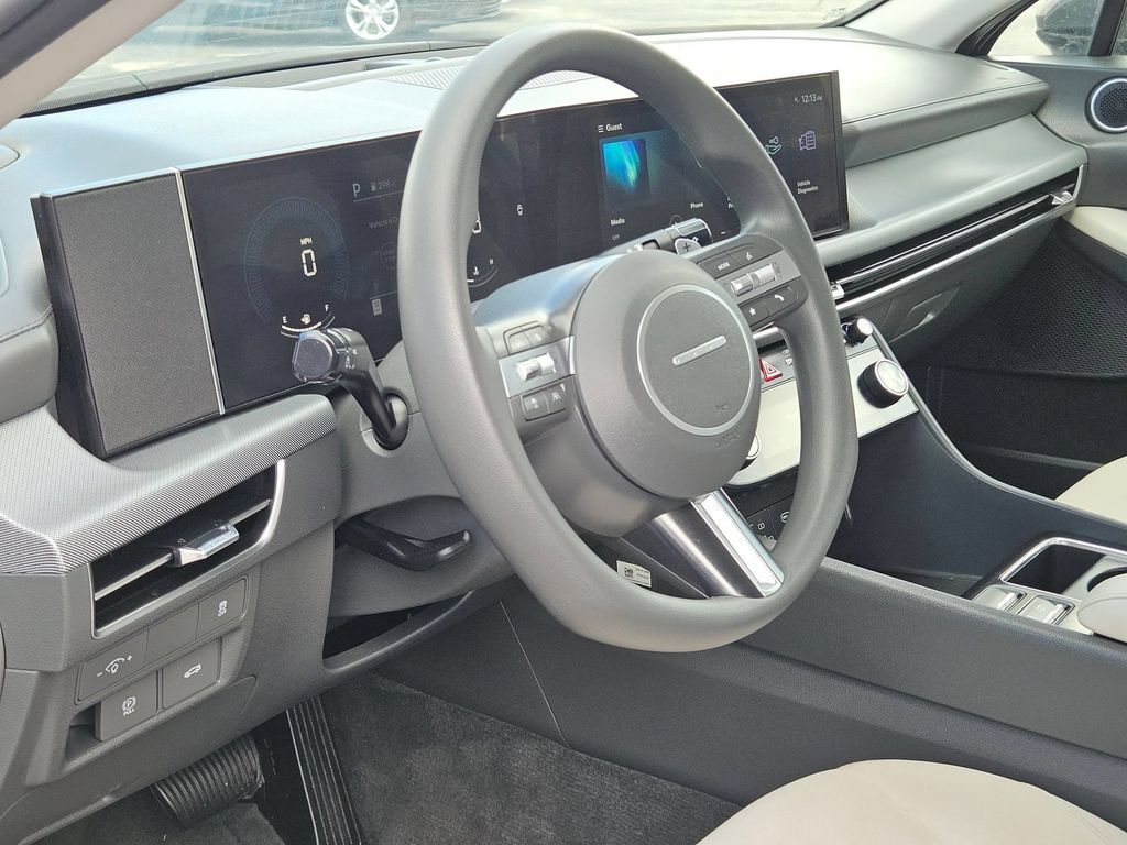 2025 Hyundai Sonata SEL - Photo 13