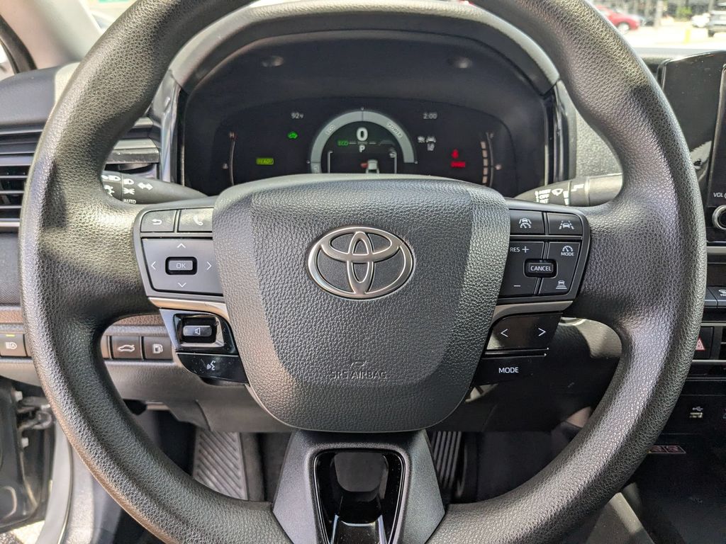 Thumbnail: 2025 Toyota Camry - 16
