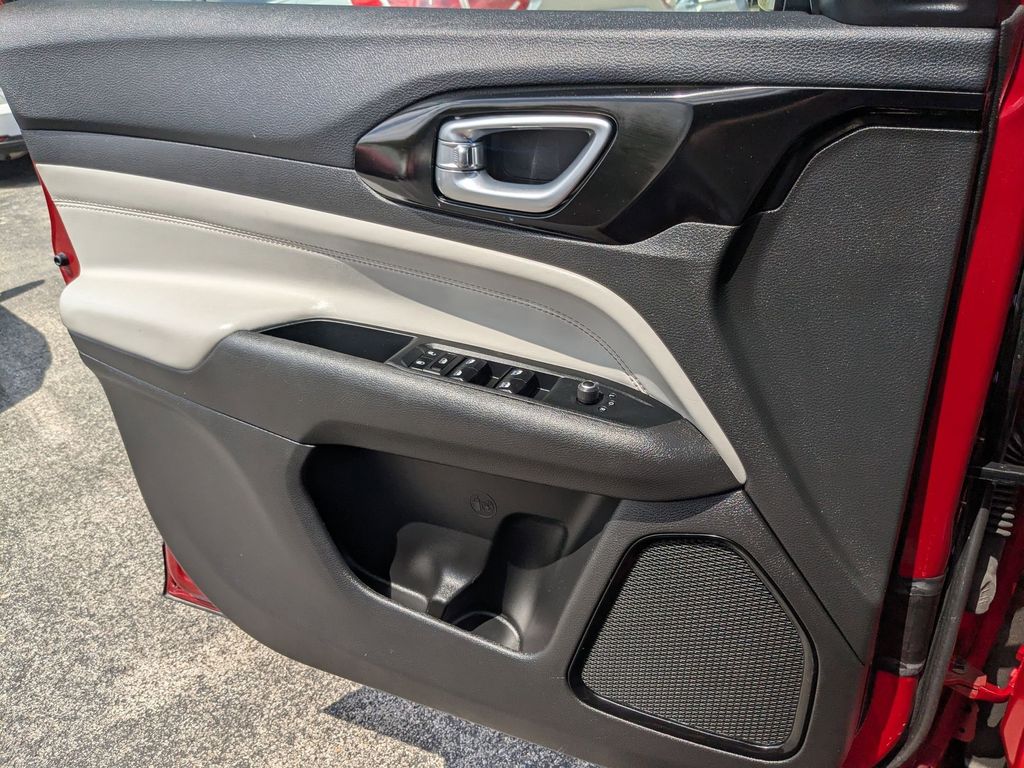 Thumbnail: 2025 Jeep Compass - 16