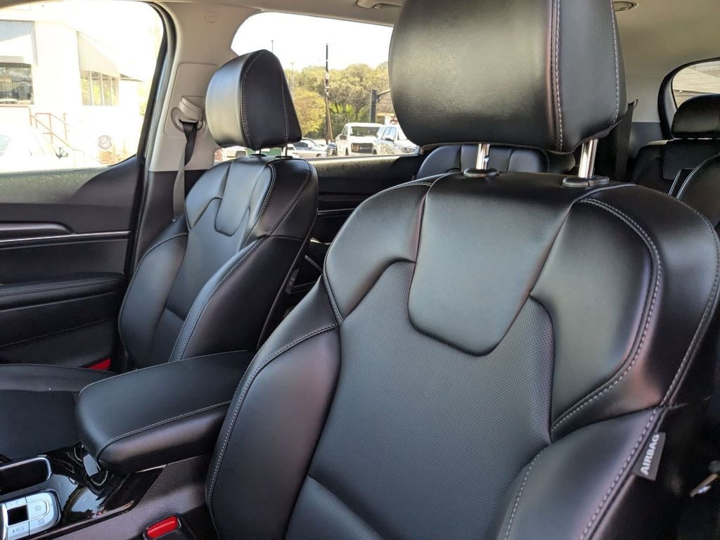 Thumbnail: 2025 Kia Telluride - 13