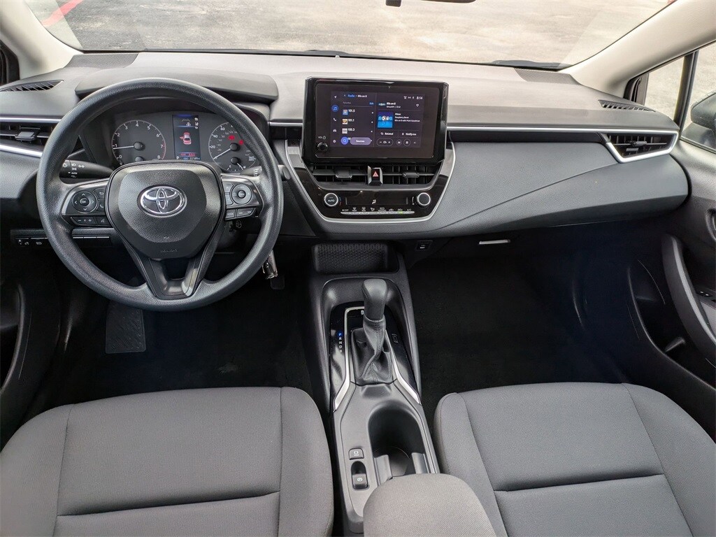 2024 Toyota Corolla LE 28
