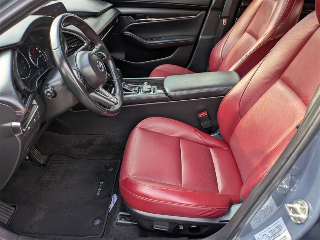 2024 Mazda Mazda3 Carbon Edition 13