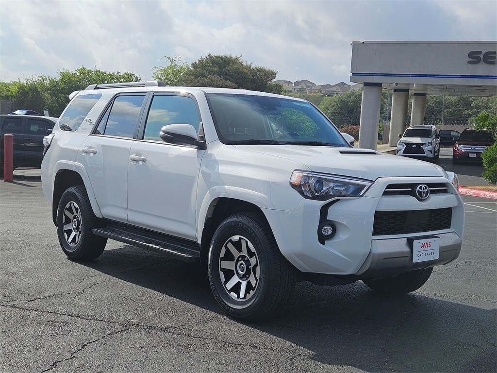 2024 Toyota 4Runner TRD Off-Road Premium photo 3