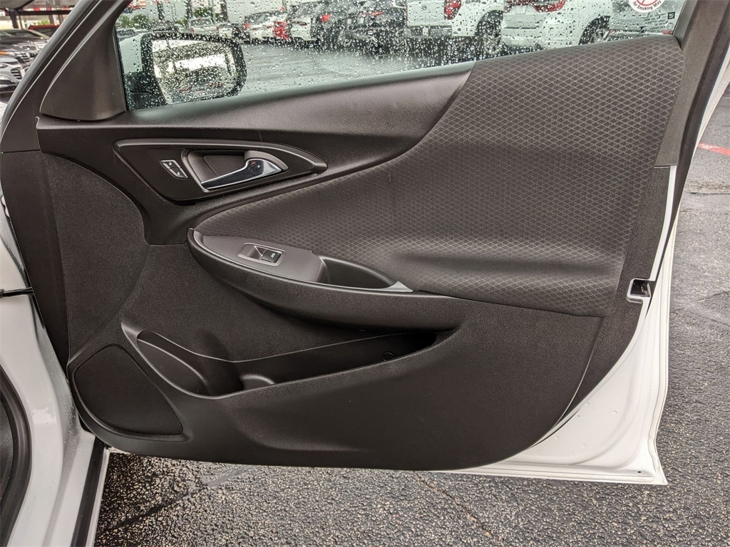 2024 Chevrolet Malibu LT 29