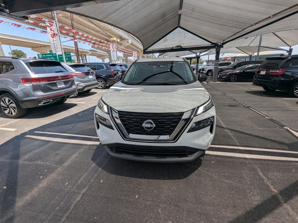 Thumbnail: 2023 Nissan Rogue - 2