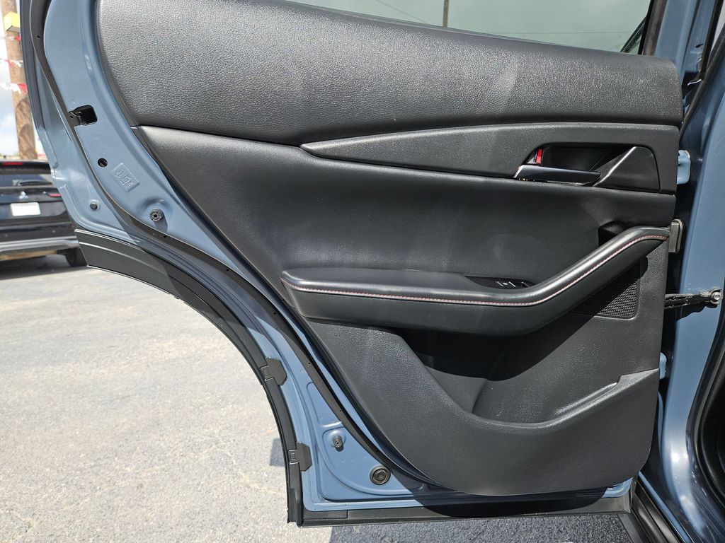 Thumbnail: 2025 Mazda CX-30 - 18