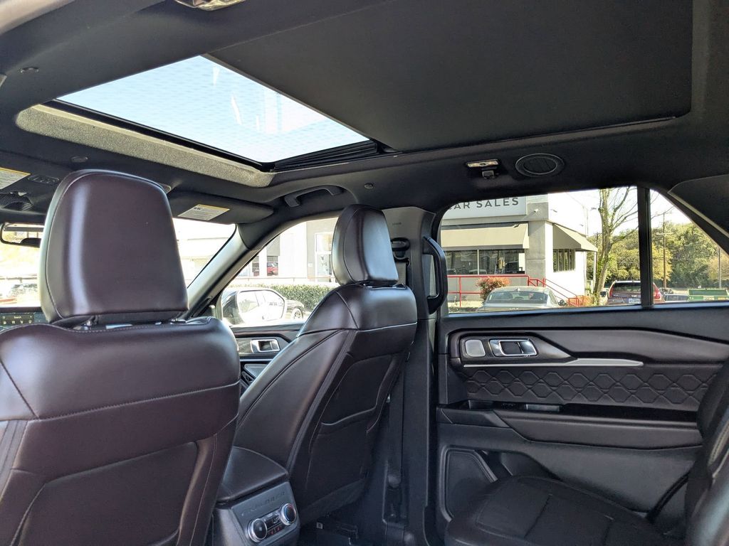 Thumbnail: 2025 Ford Explorer - 26