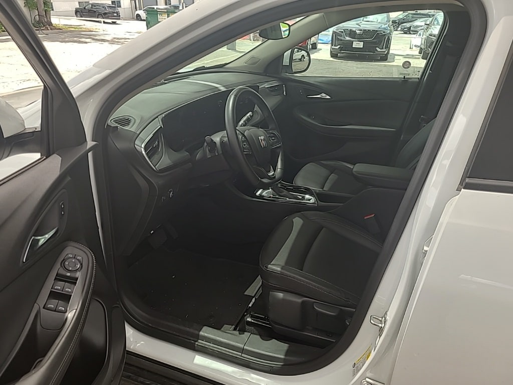 Thumbnail: 2024 Buick Encore GX - 5
