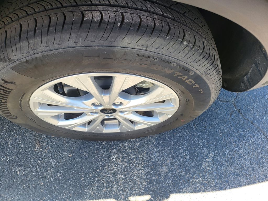 Thumbnail: 2025 Ford Escape - 6