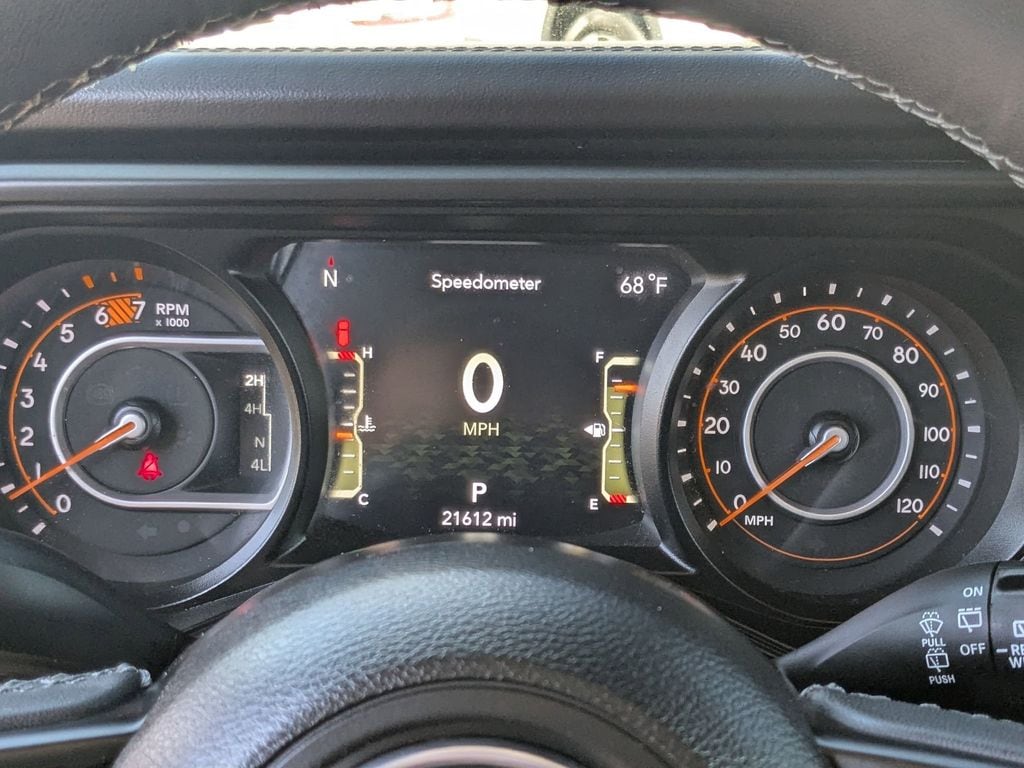 Thumbnail: 2025 Jeep Wrangler - 17