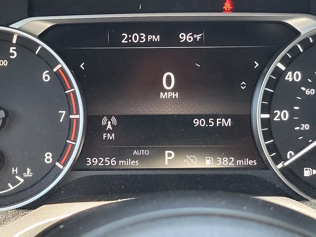 2024 Nissan Rogue SV photo 2