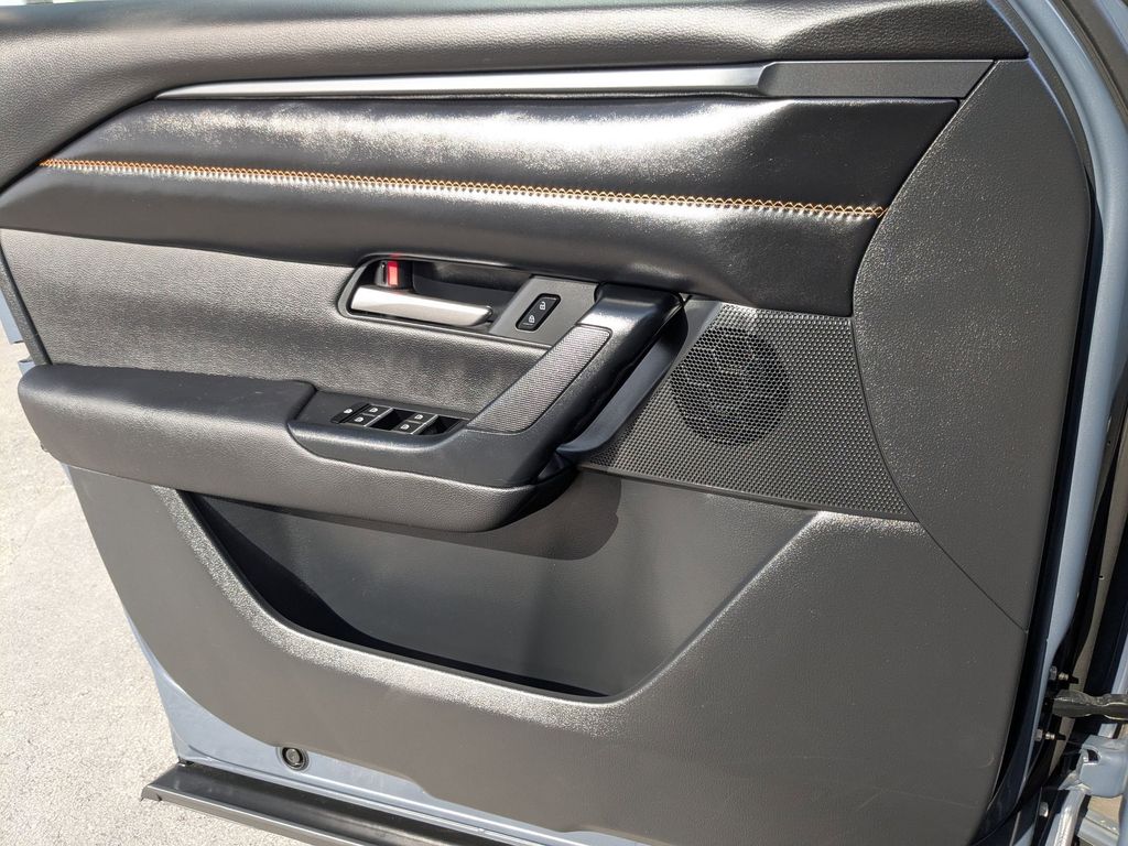 Thumbnail: 2025 Mazda CX-50 - 16