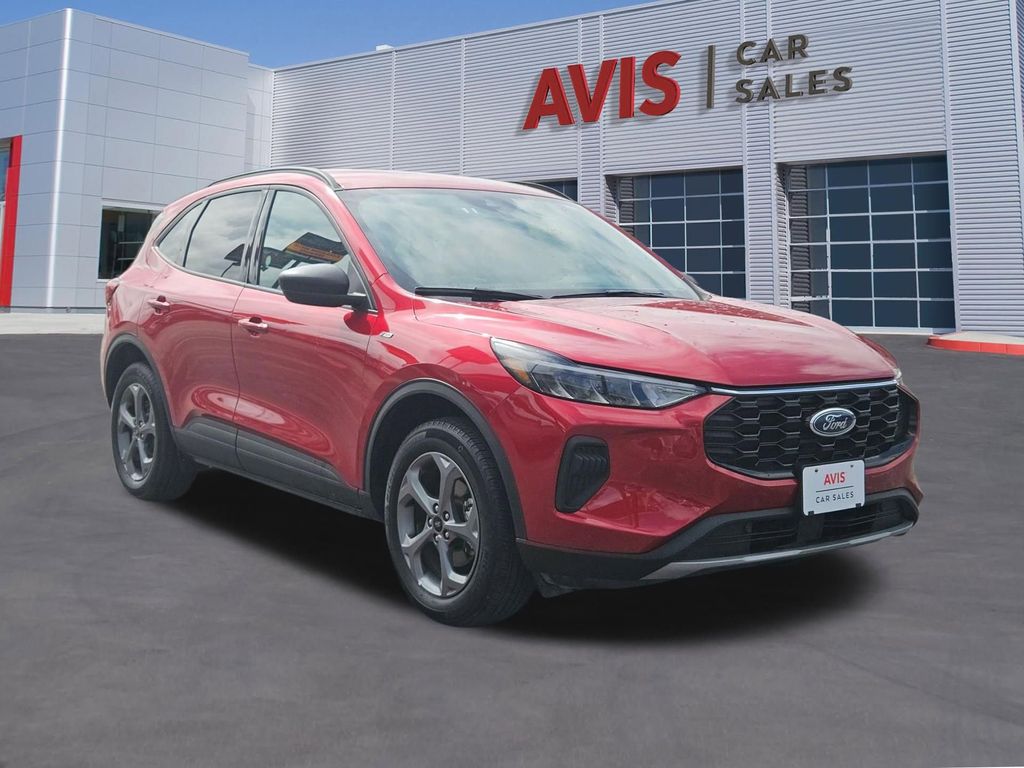 Thumbnail: 2025 Ford Escape - 9