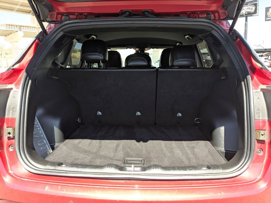 Thumbnail: 2025 Jeep Compass - 27