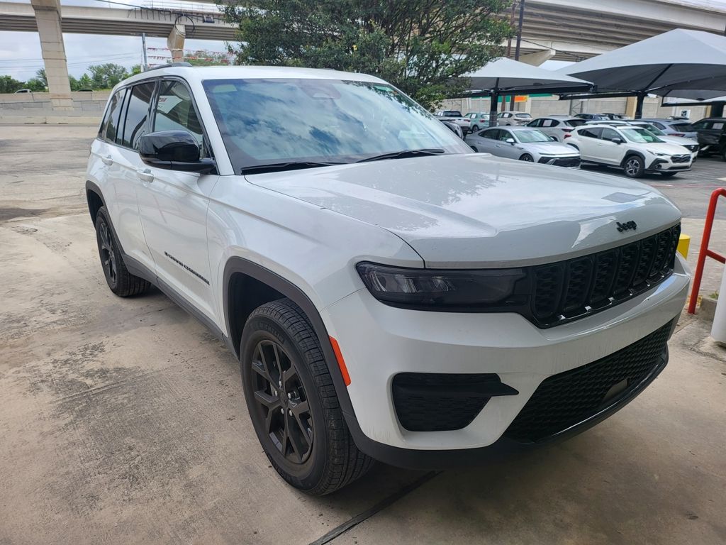 Thumbnail: 2025 Jeep Grand Cherokee - 2