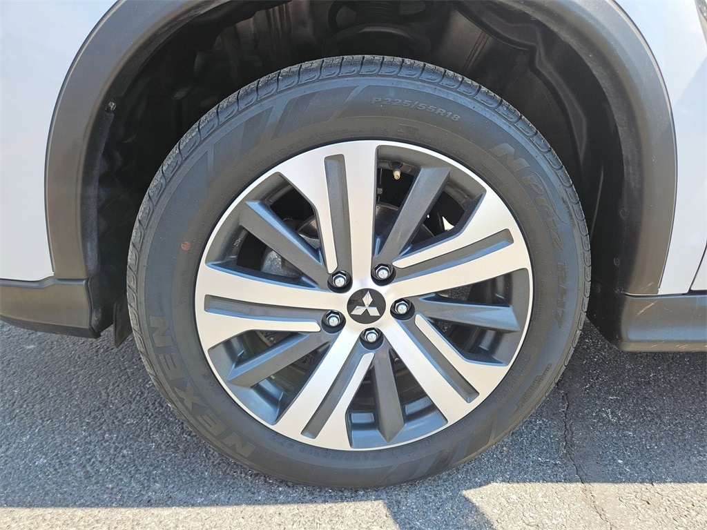 Thumbnail: 2024 Mitsubishi Outlander Sport - 33