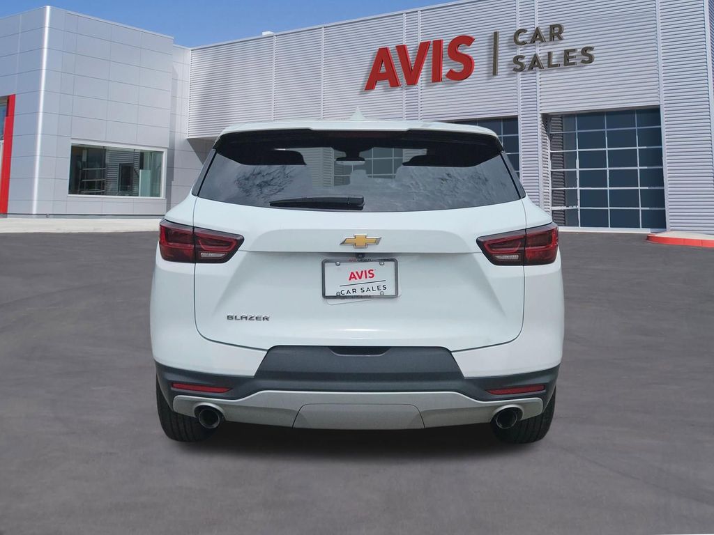 Thumbnail: 2025 Chevrolet Blazer - 5