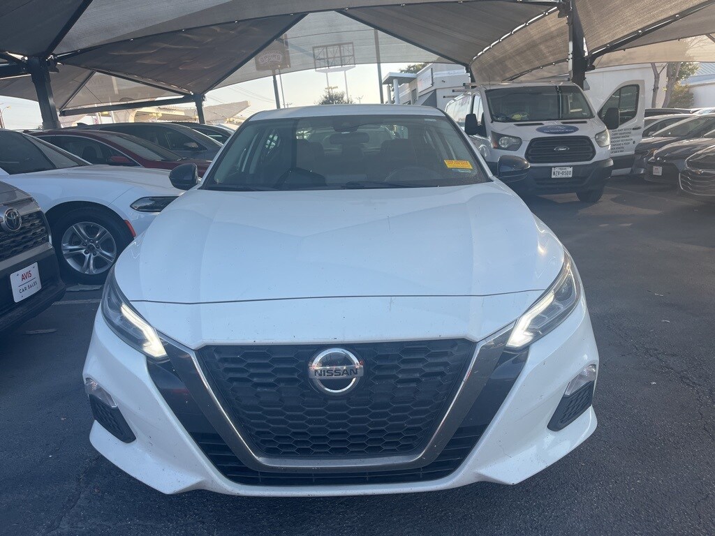 Used 2022 Nissan Altima For Sale at AVIS Car Sales VIN 1N4BL4CV1NN313122