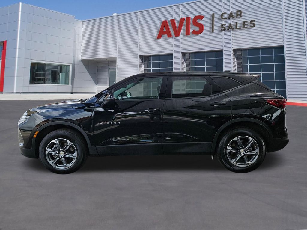Thumbnail: 2025 Chevrolet Blazer - 2