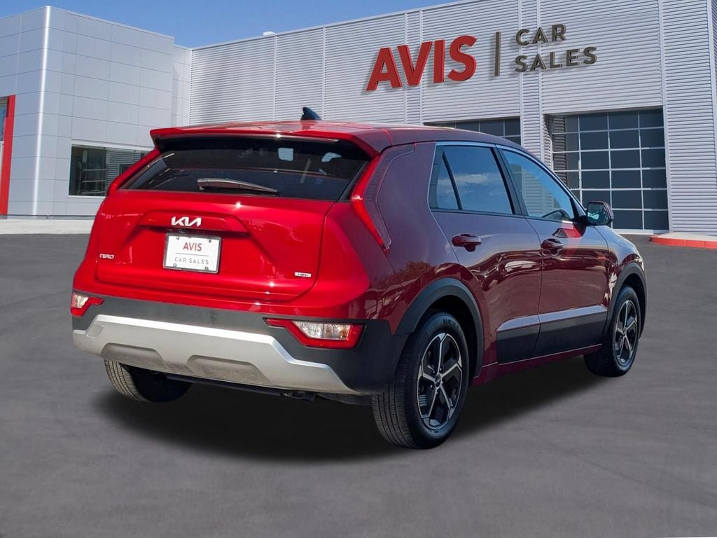 Thumbnail: 2025 Kia Niro - 6