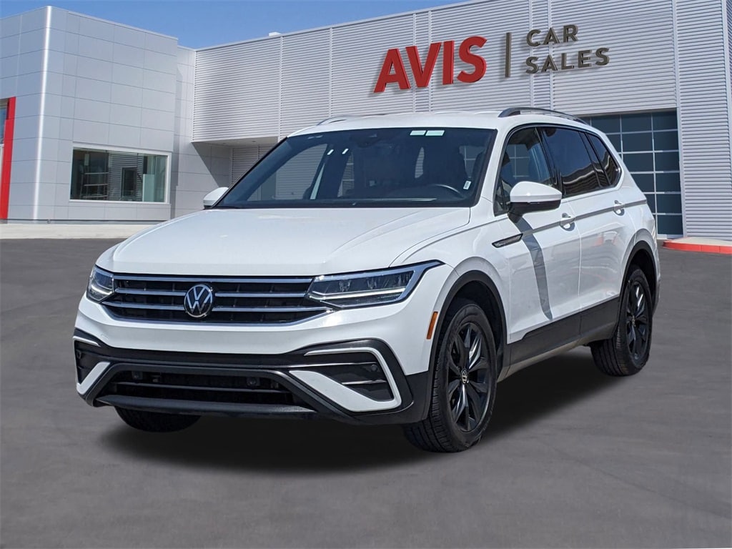 Thumbnail: 2024 Volkswagen Tiguan - 1