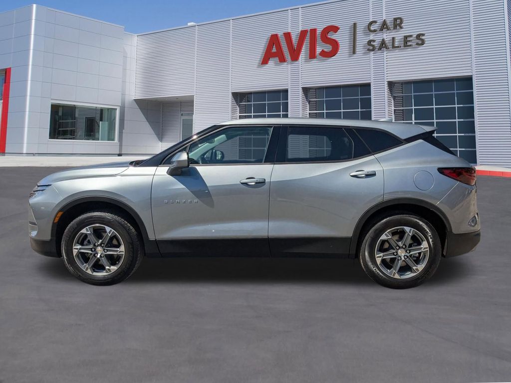 Thumbnail: 2025 Chevrolet Blazer - 2