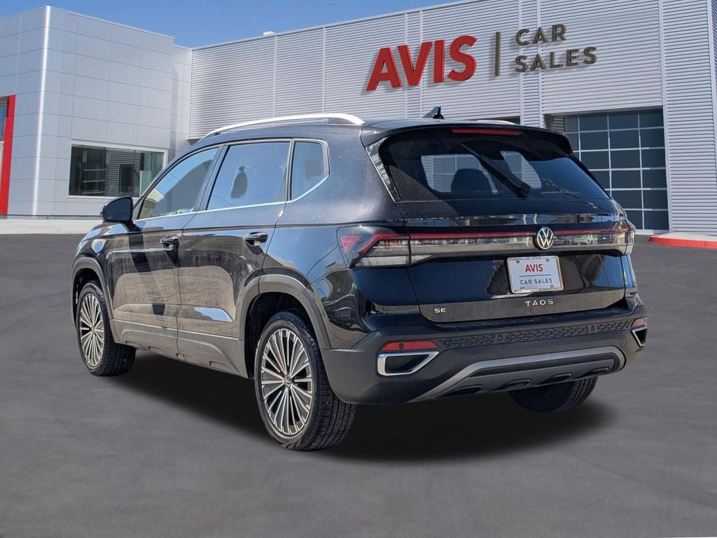 Thumbnail: 2025 Volkswagen Taos - 3