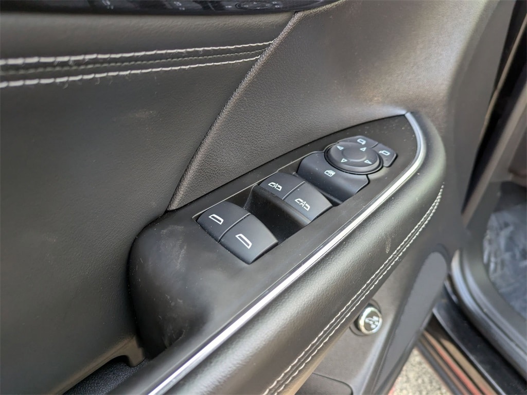 2021 Buick Envision Preferred 23