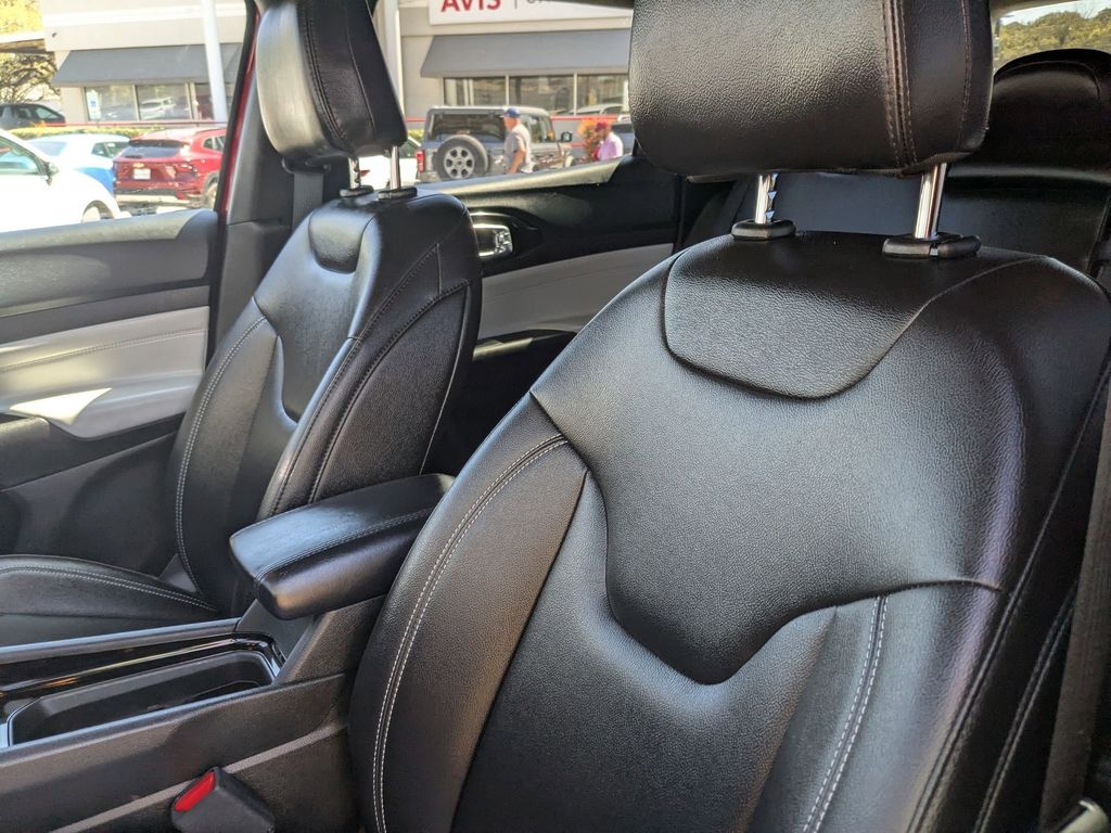 Thumbnail: 2025 Jeep Compass - 13