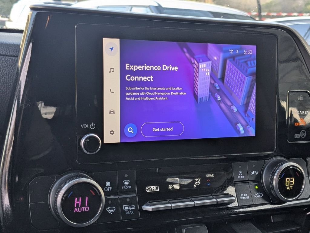 Thumbnail: 2024 Toyota Highlander - 21